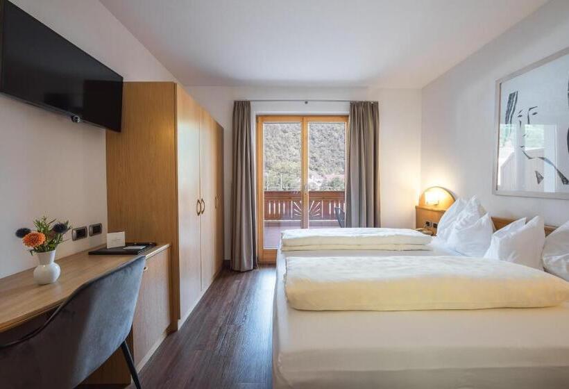 Quarto Estandar com Sacada, Bischofhof   Bistro Jasmin