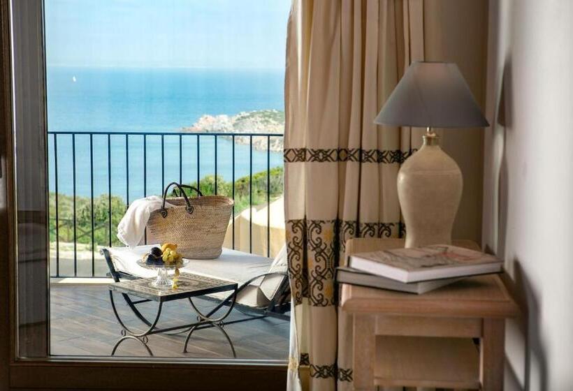 Люкс Кровать Кинг, Punta Falcone Resort