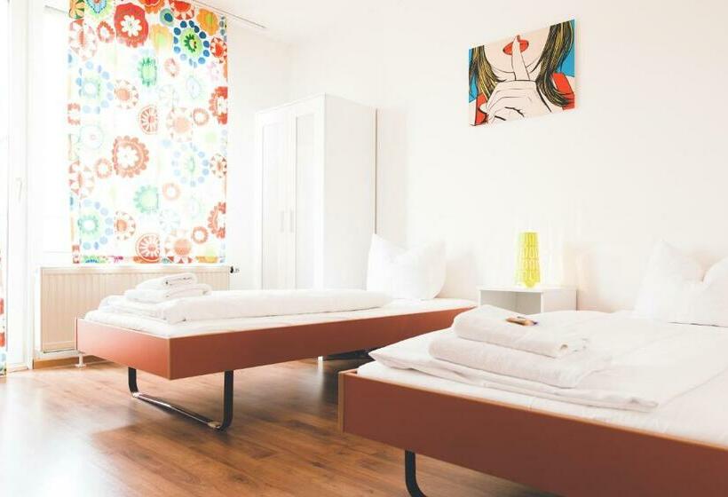 اتاق اکونومی, Stayinn Hostel Und Gastehaus