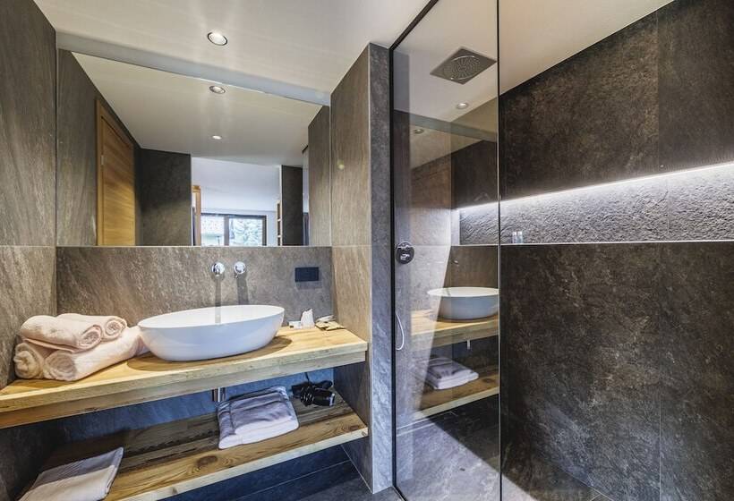 스탠다드 트리플 룸, Steinbock B&b  Apartaments