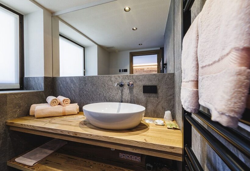 스탠다드 트리플 룸, Steinbock B&b  Apartaments