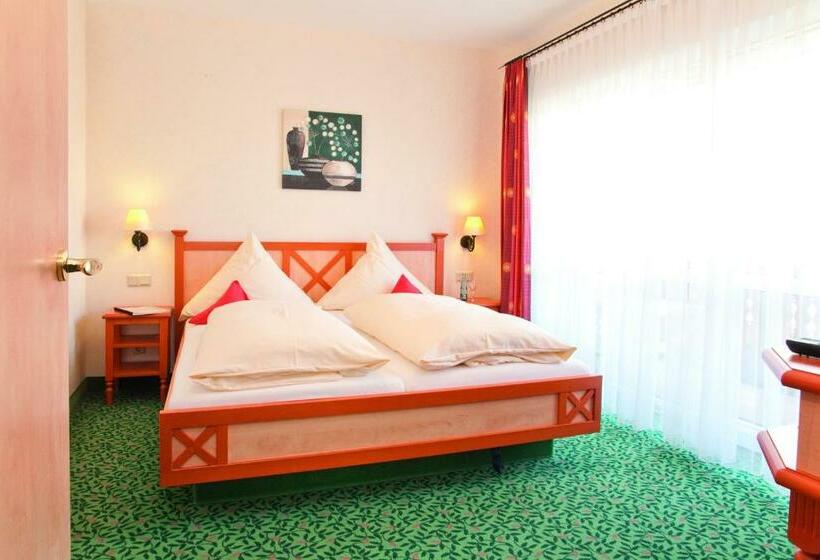Люкс, Landkomfort Hotel Elsenmann