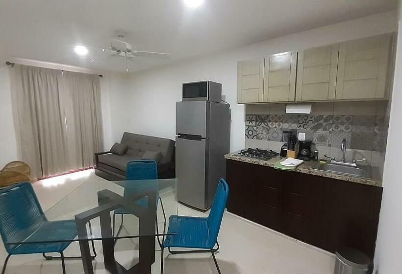 1 Szobás Apartman, Real Del Mayab