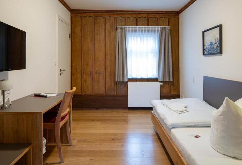 اتاق استاندارد یک نفره, Gästehaus Nikolai