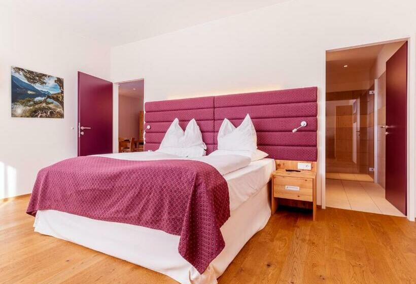 Люкс Сеньор, Narzissen Vital Resort Bad Aussee