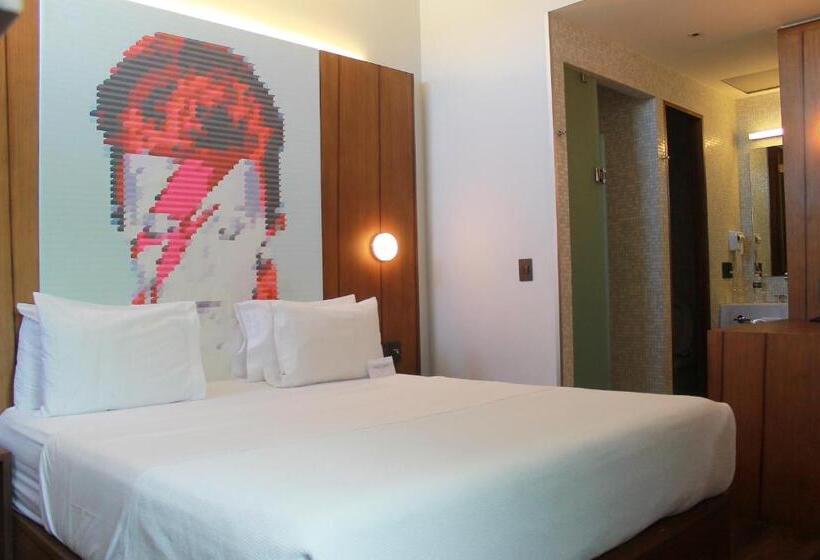 غرفة قياسية سرير كينج, Ikonik Hotel Puebla