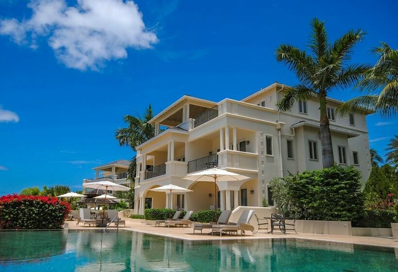 سوییت, The Cove Suites At Blue Waters Resort And Spa