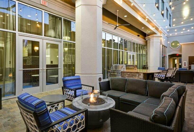 스위트 킹사이즈 침대, Homewood Suites By Hilton Birmingham Downtown Near Uab