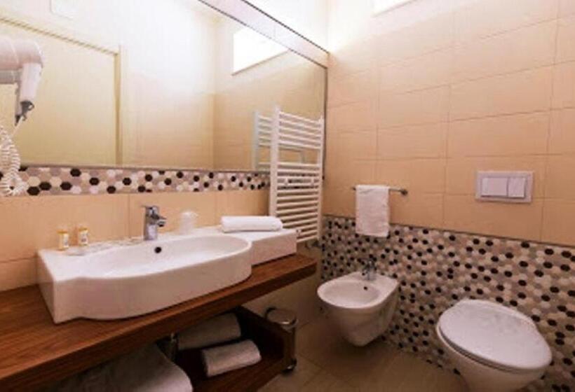 Трехместный Номер Комфорт, Blue Bay Resort