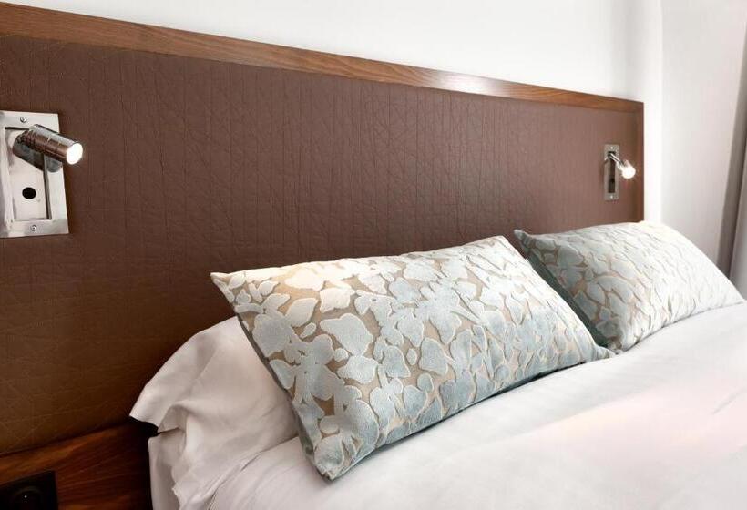 Chambre Deluxe, Le Trente