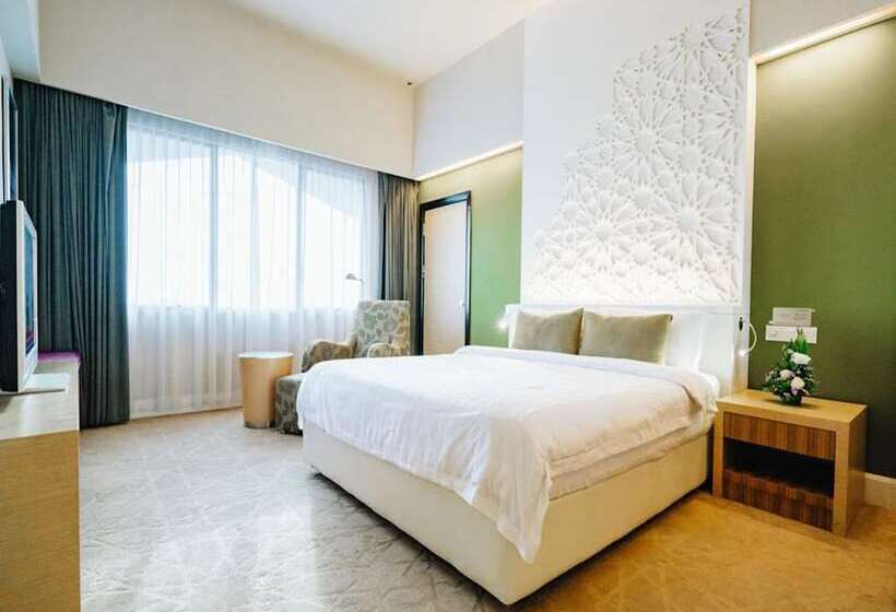 Quarto Deluxe Cama King, Raia Hotel Kota Kinabalu
