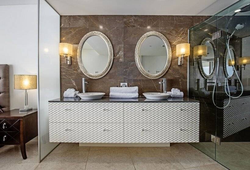 Апартаменты Deluxe 3 Спальни, Sea Pearl A1 Beach Resort