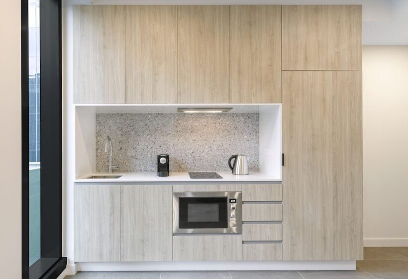 스위트, Meriton Suites Melbourne