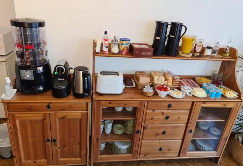 Номер Стандарт Внутренний, Ally S Bed&breakfast
