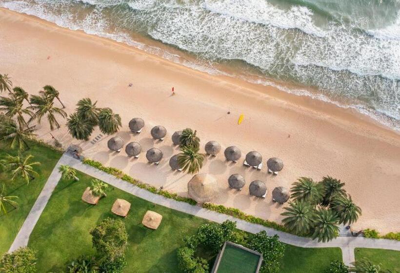 اتاق لوکس با تخت بزرگ, Sheraton Phu Quoc Long Beach Resort