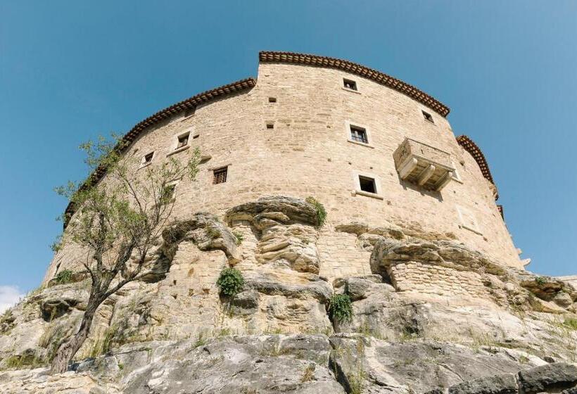 Номер Стандарт, Castel Di Luco