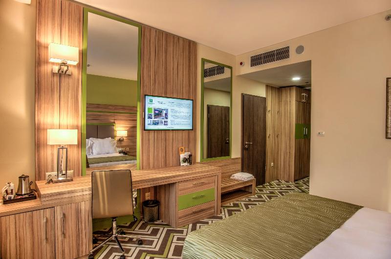 장애인을 위한 스탠다드 룸, Holiday Inn Plovdiv, An Ihg