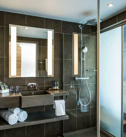 Номер Superior, Novotel London Canary Wharf