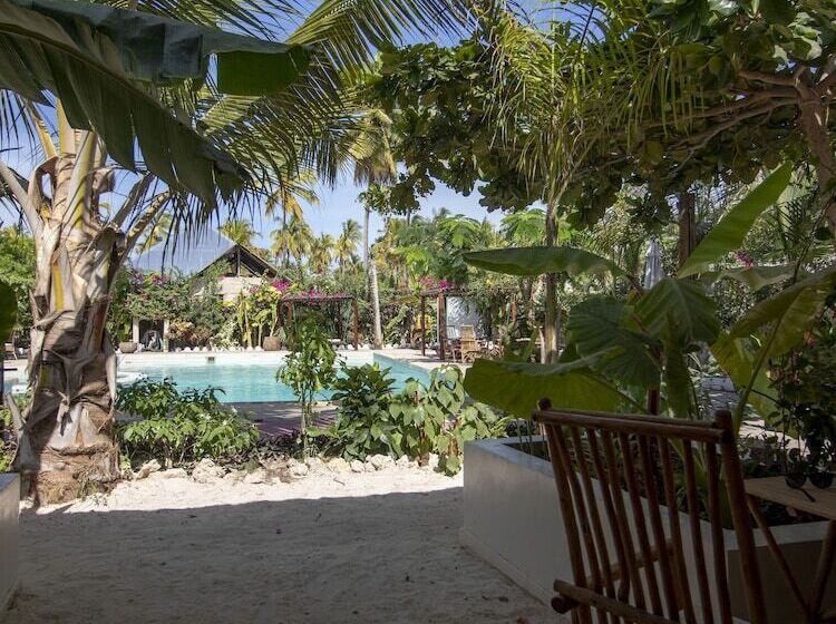 اتاق لوکس, Tropical Boutique Hotel & Resto