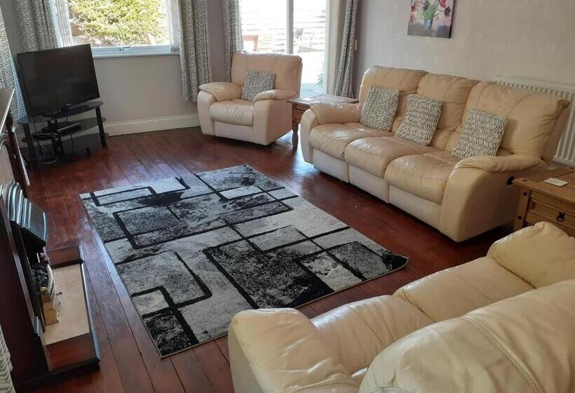 침실 1개 주택, Elmbank Accommodation