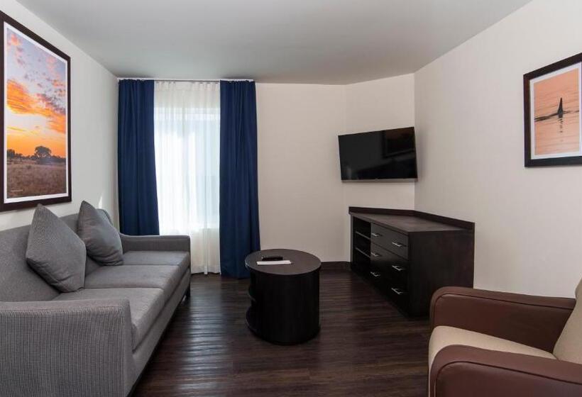 Люкс Кровать Кинг, Candlewood Suites   Queretaro Juriquilla, An Ihg