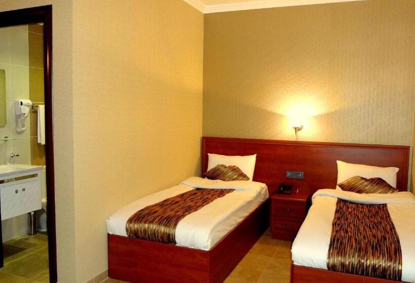 스탠다드 룸 가든 전망, Park Avenue Hotel Yerevan