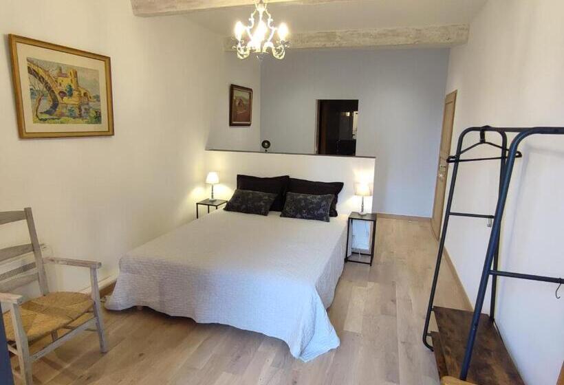 Номер Стандарт с Террасой, Le Clos Du Grenadier, Maison D Hôtes