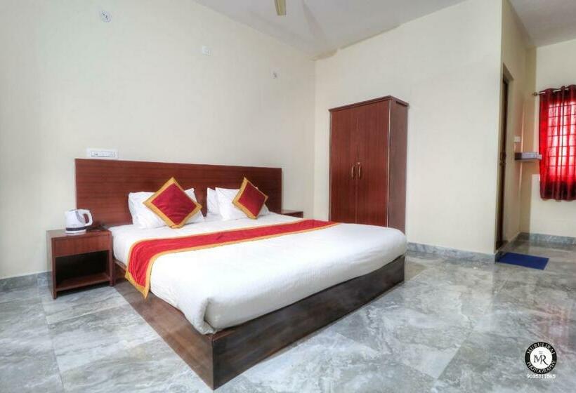 Номер Deluxe, Coorg Avani Holiday Inn