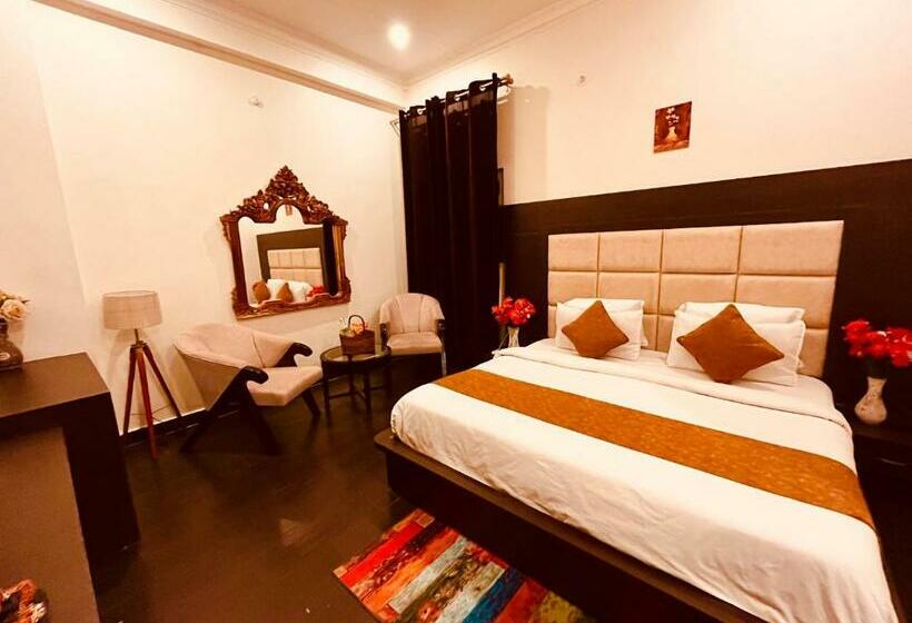 디럭스 룸, The Aqua Lodge   A Luxury Hotel In Haridwar