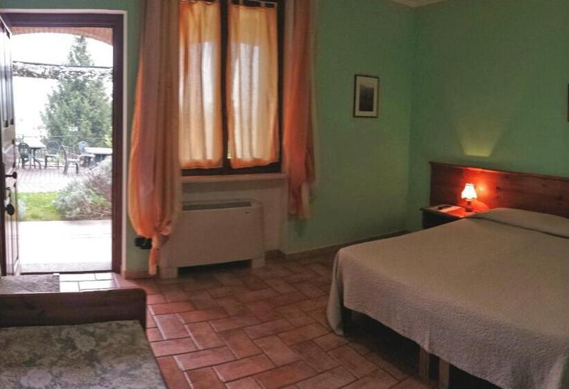 Номер Стандарт Трехместный, Agriturismo Le Due Cascine