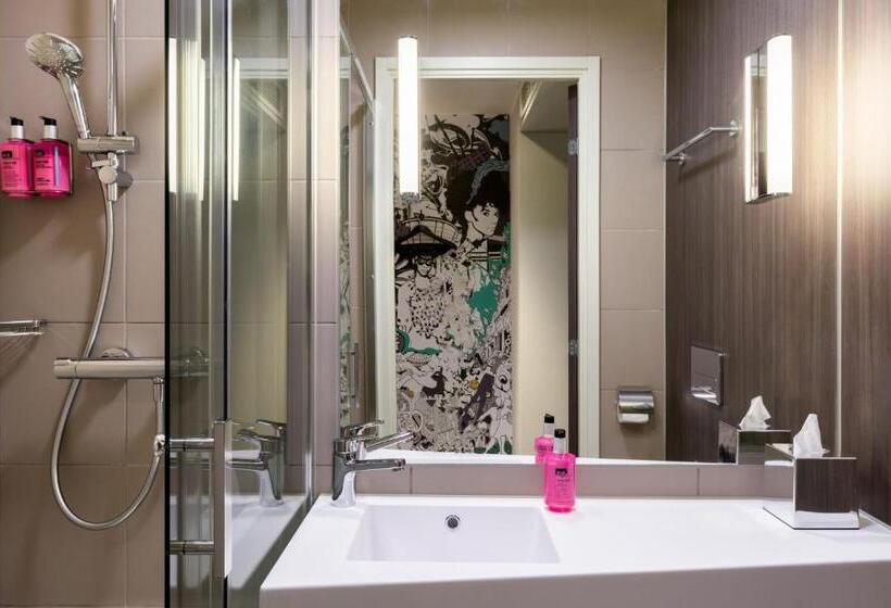 اتاق استاندارد, Moxy Berlin Ostbahnhof