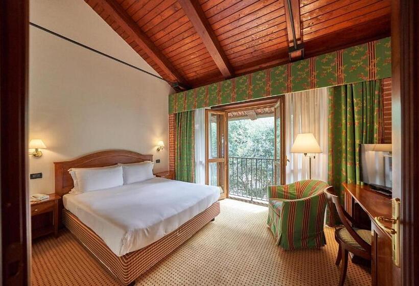 اتاق استاندارد, Relais Santo Stefano