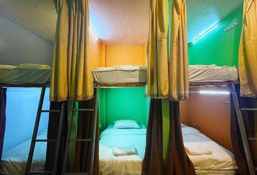 Cama em Quarto Compartilhado, Sokxay Guerthouse