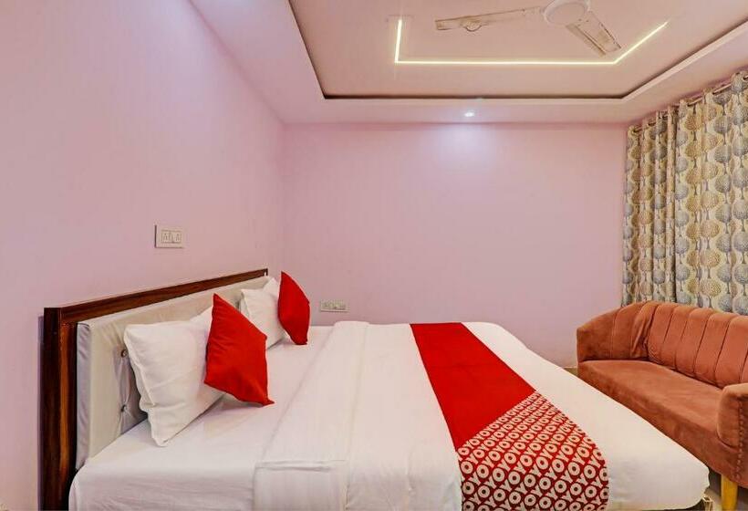 Трехместный Номер Классика, Oyo Flagship T R Resort