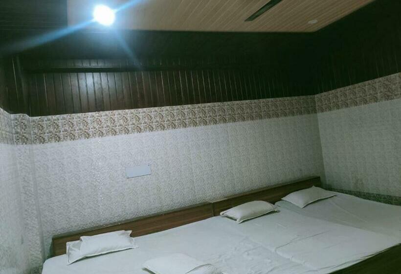 Семейный Номер, Shubhadra Guest House