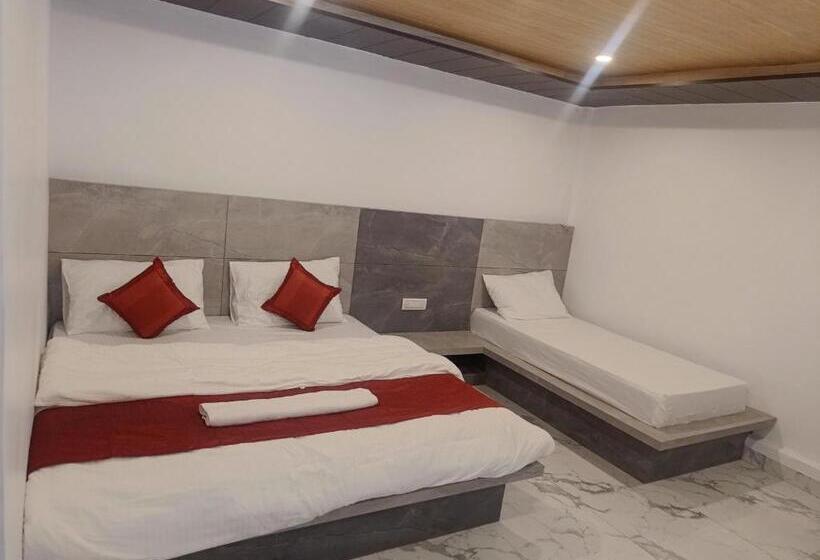 标准三人间, Rupali Guest House