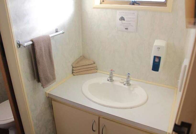 Апартаменты 1 Спальня, Coronation Court Motel