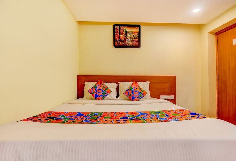 Номер Deluxe, Fabhotel Abirami Grand Inn