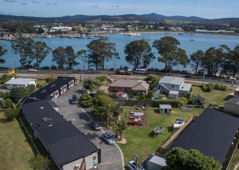 Quarto Estandar Cama King, Georges Bay Apartments