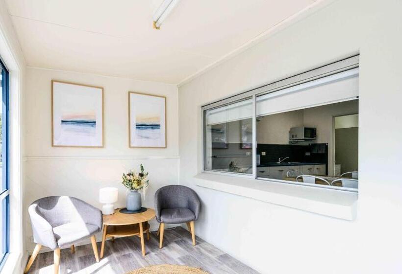 침실 1개 아파트, Georges Bay Apartments