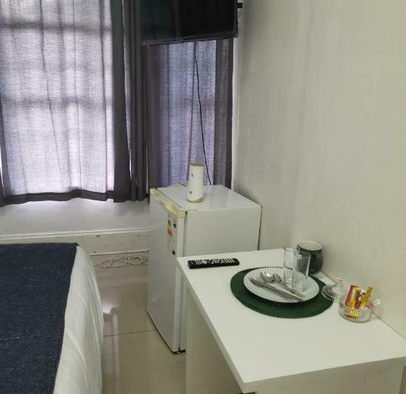 Quarto Deluxe, Pro Delux Inn