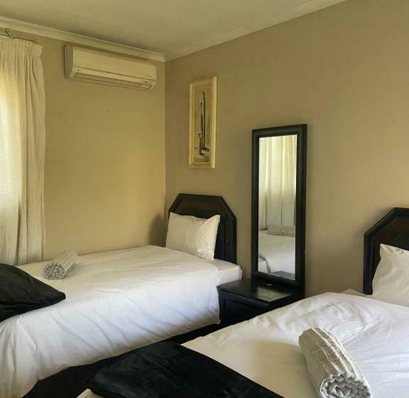 디럭스 룸, The Eden Boulders Hotel And Resort Midrand