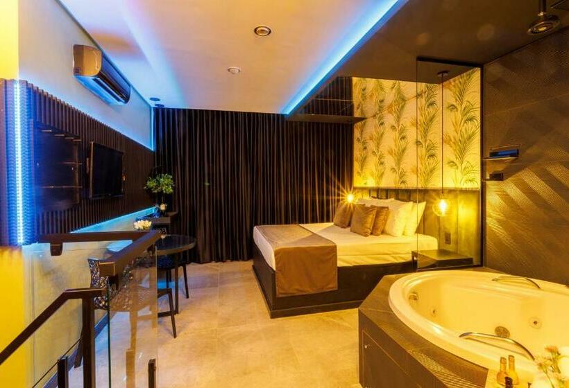 Люкс с гидромассажем, Medieval Motel Spa