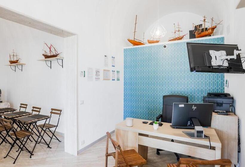 اتاق استاندارد با وان آب گرم, Pietramare Luxury Suites By Rentbeat