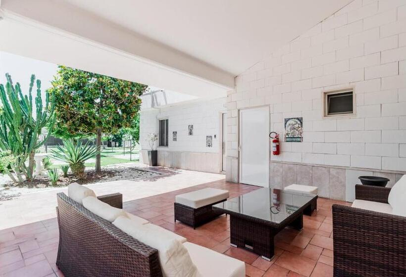 اتاق خانوادگی با چشم‌انداز باغ, Pietramare Luxury Suites By Rentbeat
