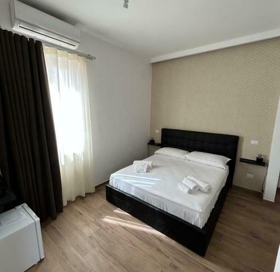 اتاق استاندارد با چشم‌انداز باغ, Pietramare Luxury Suites By Rentbeat
