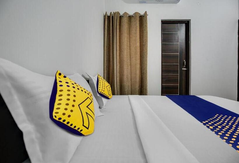 三人经典房间, Spot On Ekam Guest House