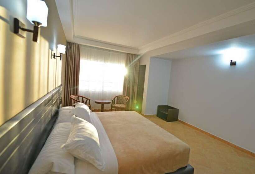 Standard-huone, Suite Martil