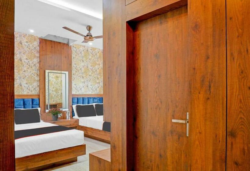 三人经典房间, Collection O Hotel Shaurya