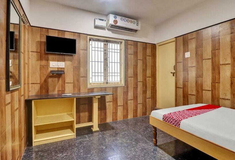 Трехместный Номер Классика, Oyo Flagship Amman Resort